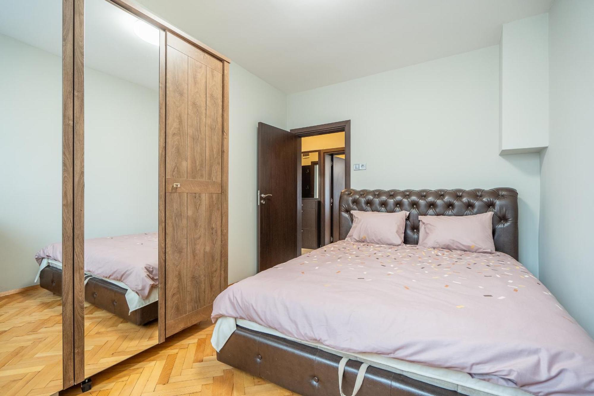 Pirotska 2-Bedroom 100M2 Apartment In Sofia Center Экстерьер фото
