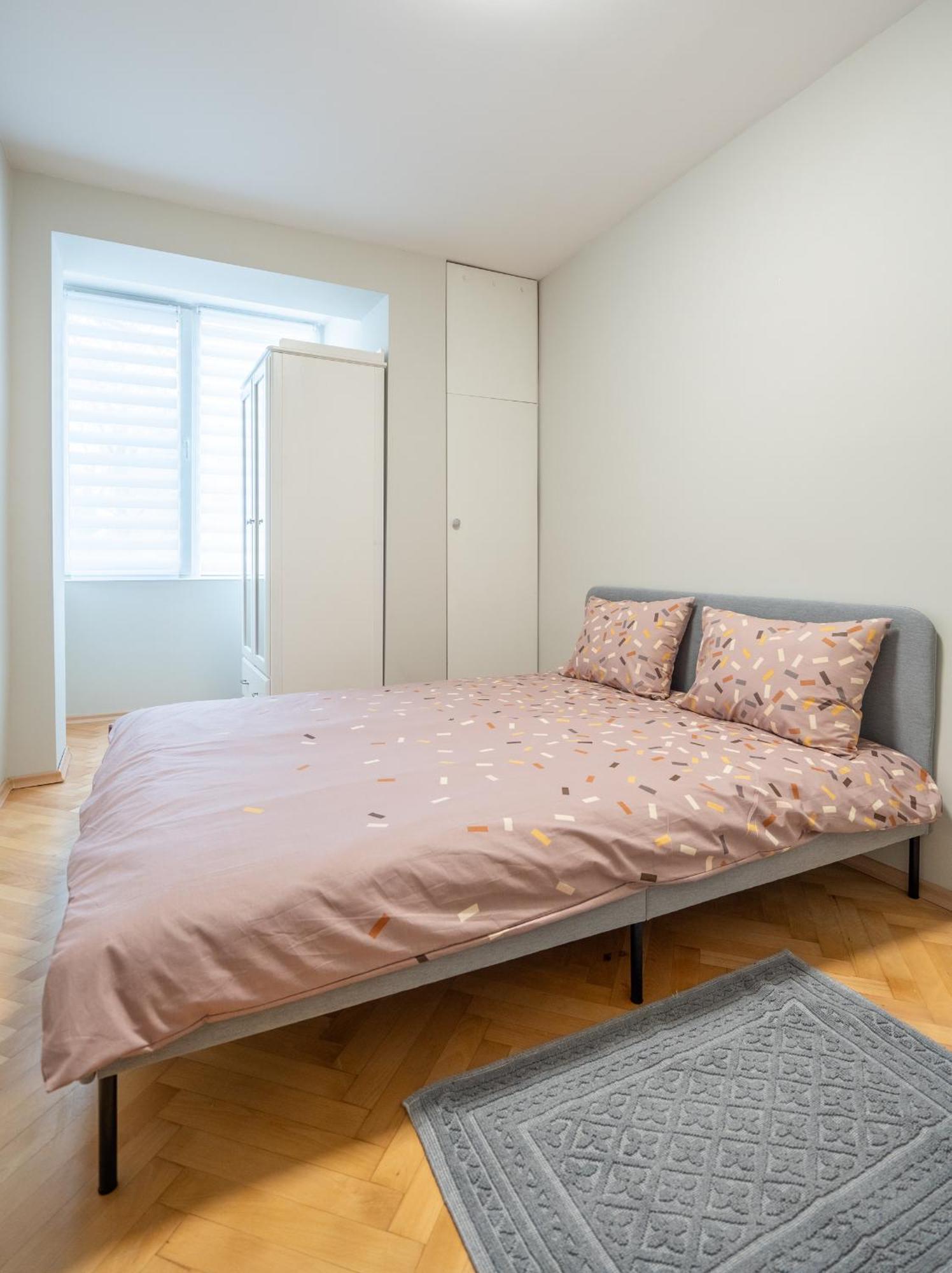 Pirotska 2-Bedroom 100M2 Apartment In Sofia Center Экстерьер фото